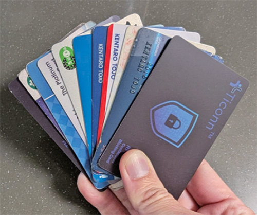 スキミング防止の財布やカード入れ、カード