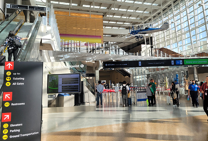 シアトル・タコマ国際空港 セキュリティー・チェック