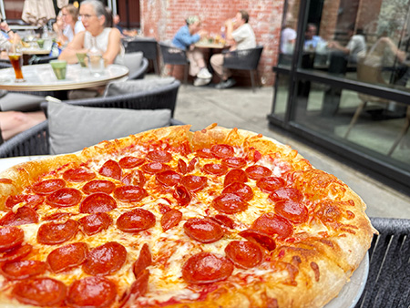 Pepperoni pizza