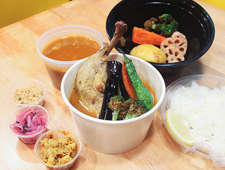 定番の「Chicken Leg」など